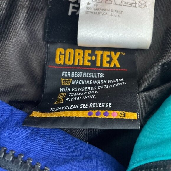 The North Face Vintage womens Vertical Gore-Tex Nylon Jacket M *flaw* 0203 - Picture 7 of 14